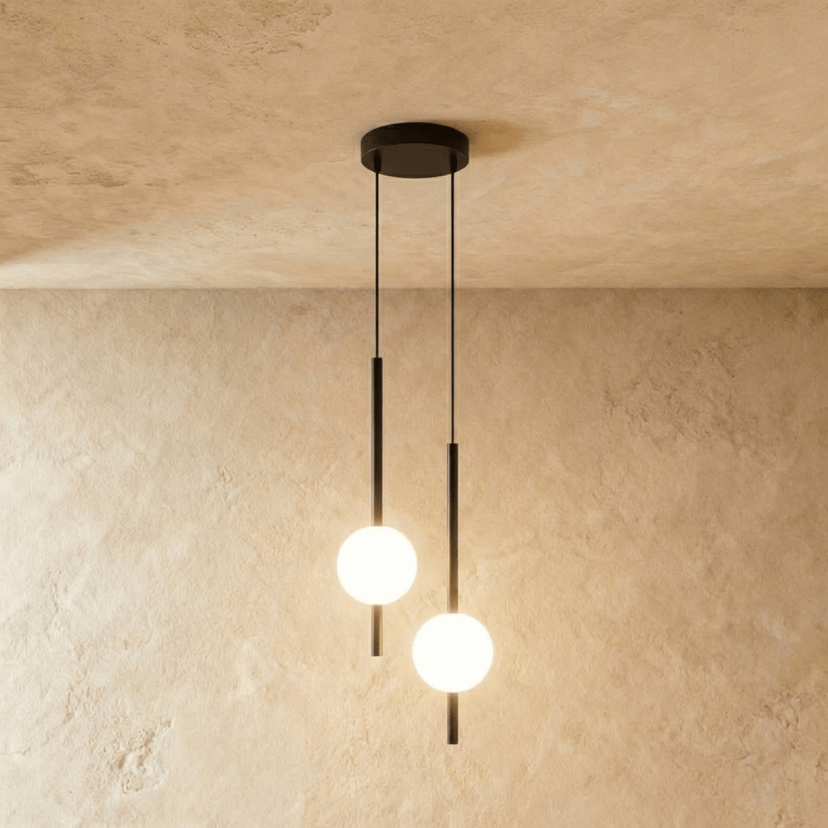 Uverin Globe Pendant