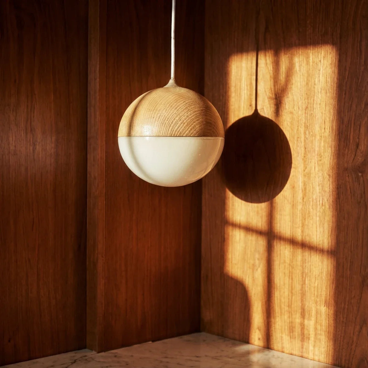 Gavick Globe Pendant