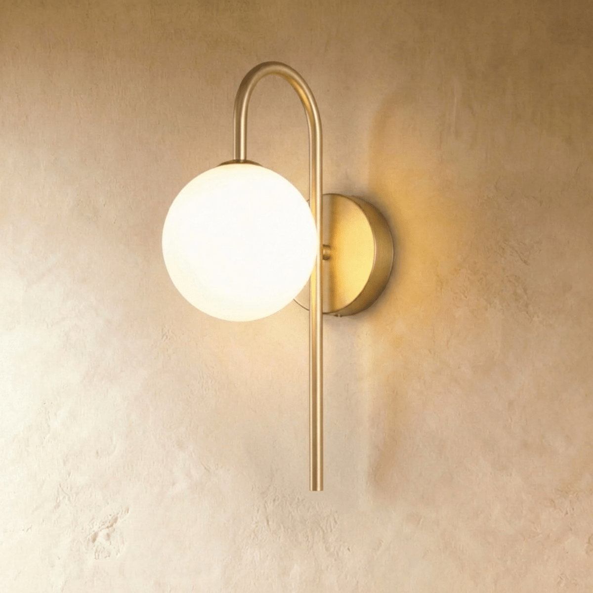 Tervalo Ring Globe Wall Sconce