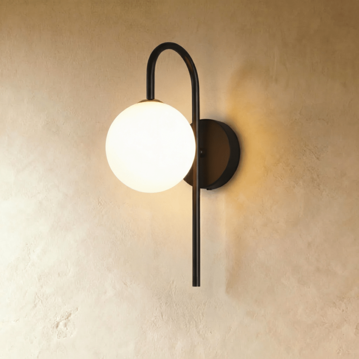 Tervalo Ring Globe Wall Sconce